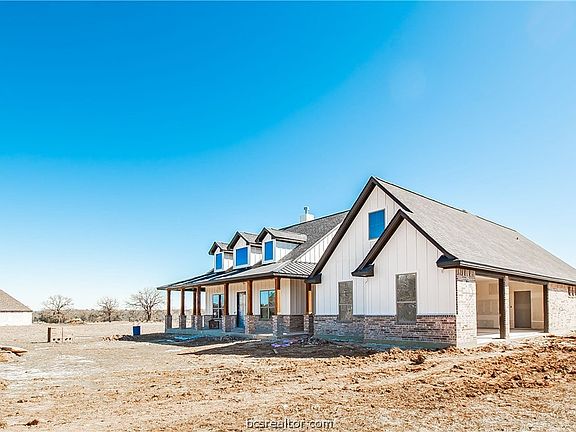4th image of 17626 Windsong Ct