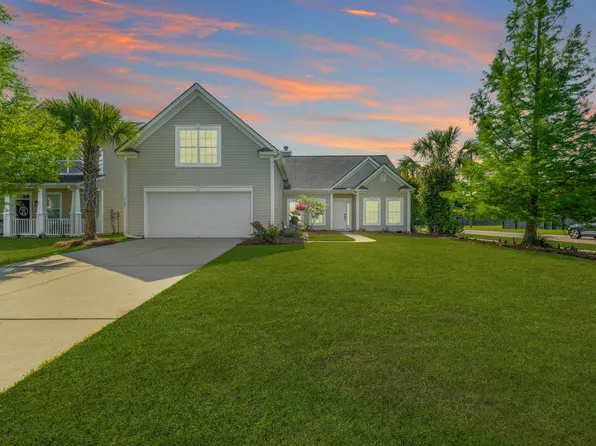 7601 Stargazer Dr, Hanahan, SC 29410