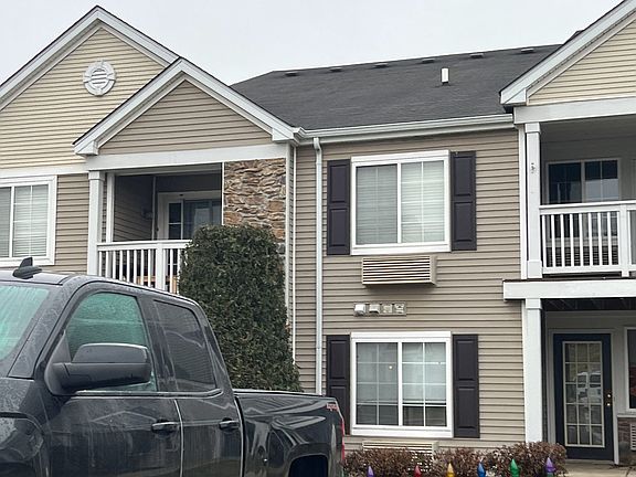 2nd image of 1905 Silverstone Dr