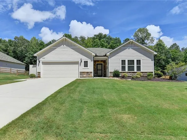 6320 Arlington Cir, Cumming, GA 30041
