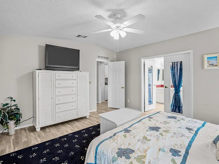 8032 Meadowlark Ln — Photo 16