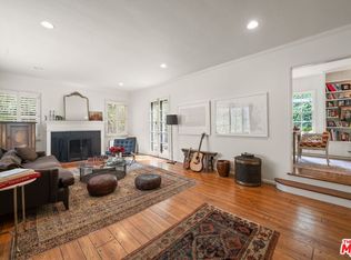 5630 Spreading Oak Dr, Los Angeles, CA 90068