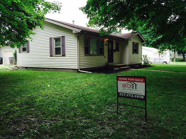 2nd image of 425 Montclaire St