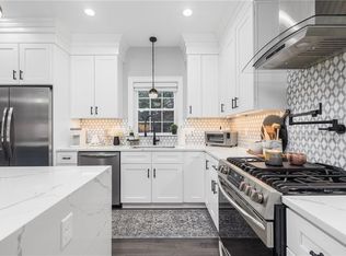 215 Fairview Ave, Coventry, RI 02816