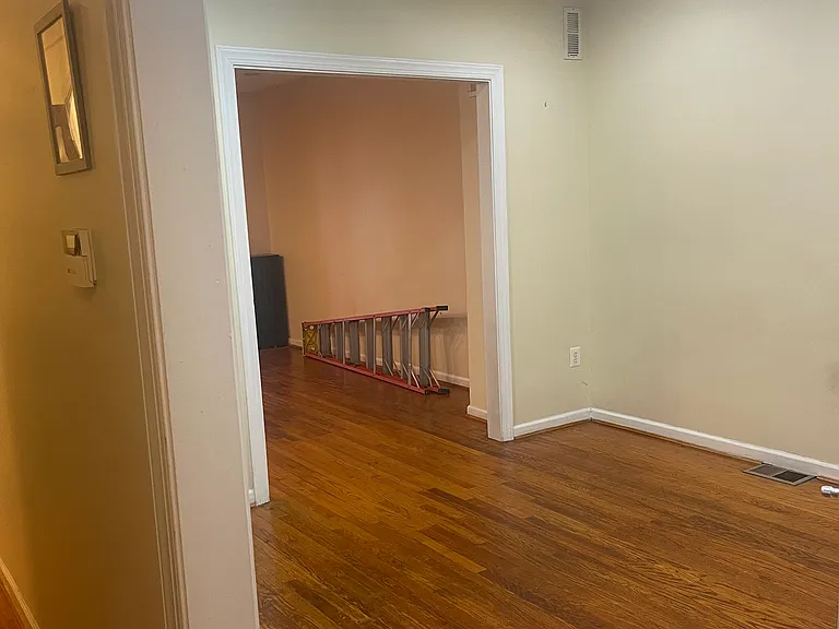 5227 Kansas Ave NW — Photo 2