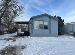 602 Harding Ave, Mills, WY 82604