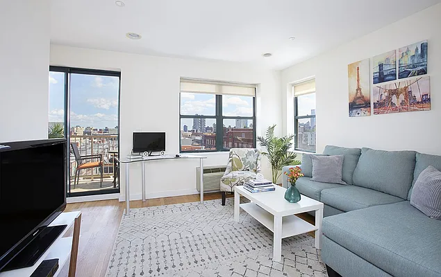 Sold by Compass | media 1