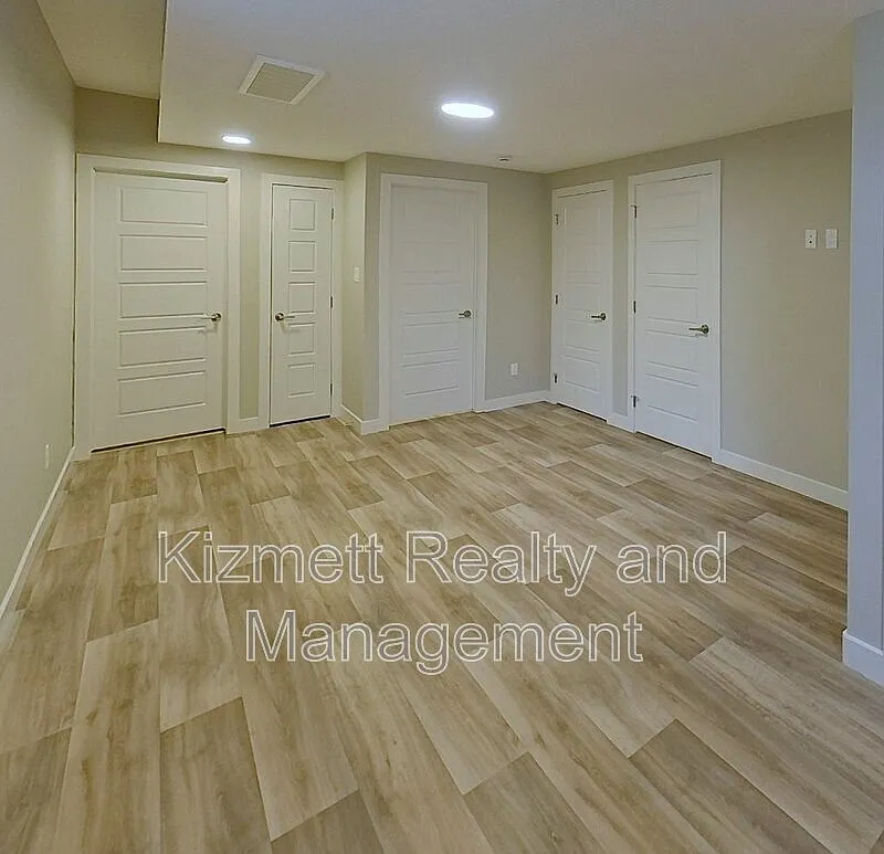 Building Photo - 159th St NW #10923