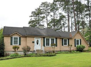 811 4th St NW, Cairo, GA 39828