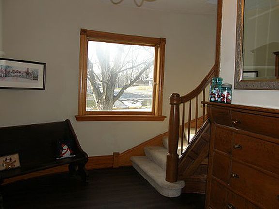 Entry way 