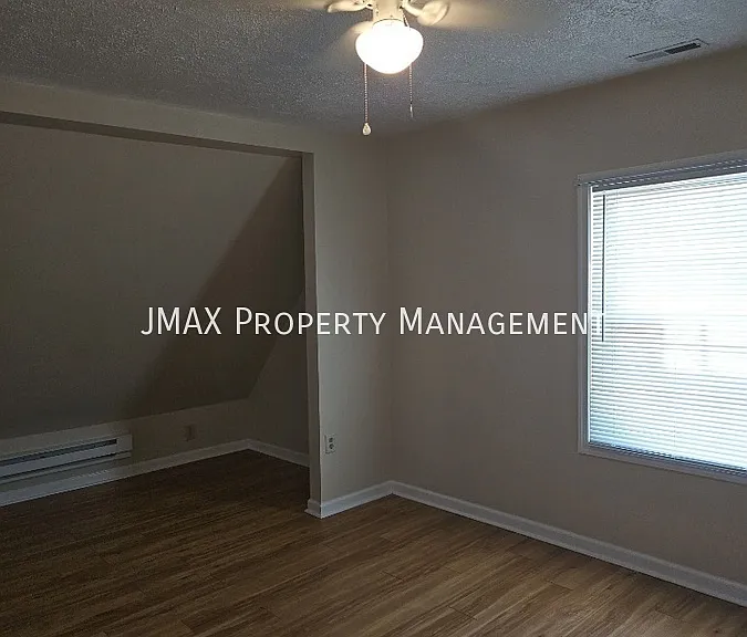 1905 Wise Ave SE — Photo 11