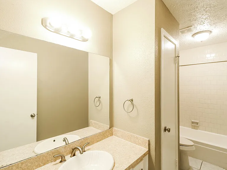 2535 Goldspring Ln — Photo 13