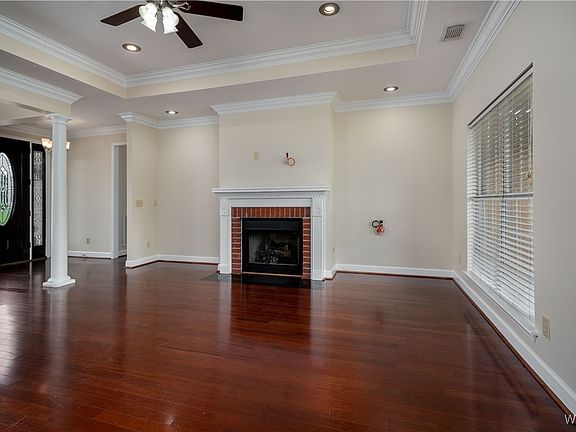 3rd image of 9 Beverly Hts