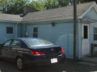 65 Burroughs Rd, North Reading, MA 01864