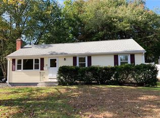 15 Spruce St, Bloomfield, CT 06002