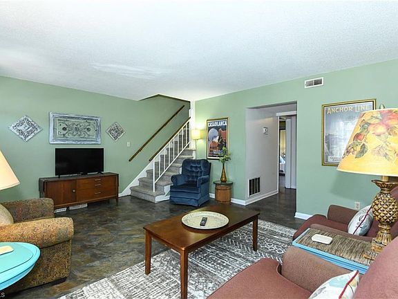 5th image of 5735 Bramblegate Rd Unit E