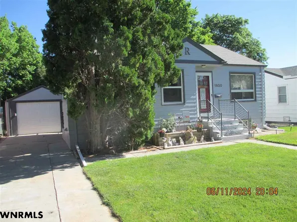 1820 O St, Gering, NE 69341
