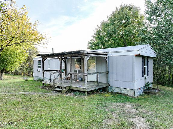 4th image of 19 Newton Slagle Ln