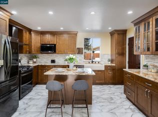 2941 Crawford St, Concord, CA 94518