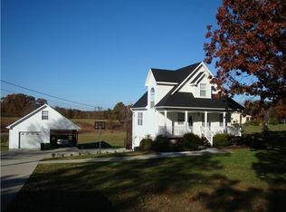 944 Eli Rd, Bon Aqua, TN 37025