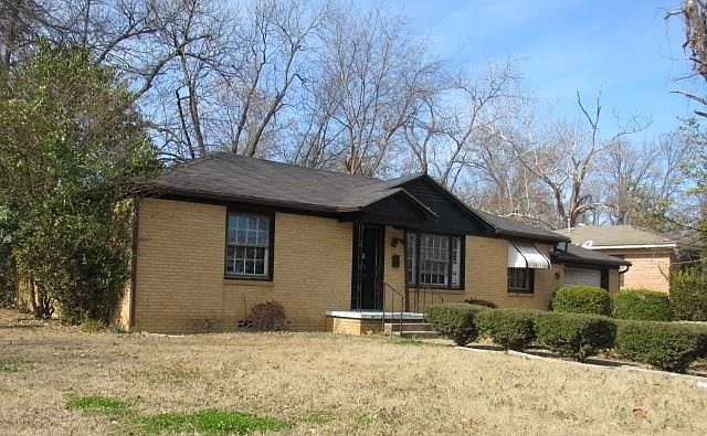 1st image of 704 N Englewood Ave
