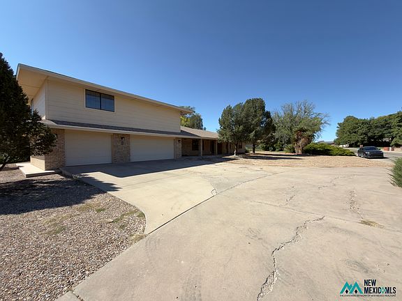 5th image of 8 Walking Cane Ln
