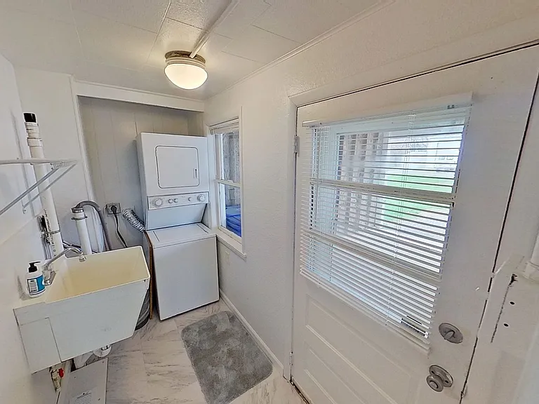 17368 Susquehanna Trl S — Photo 4