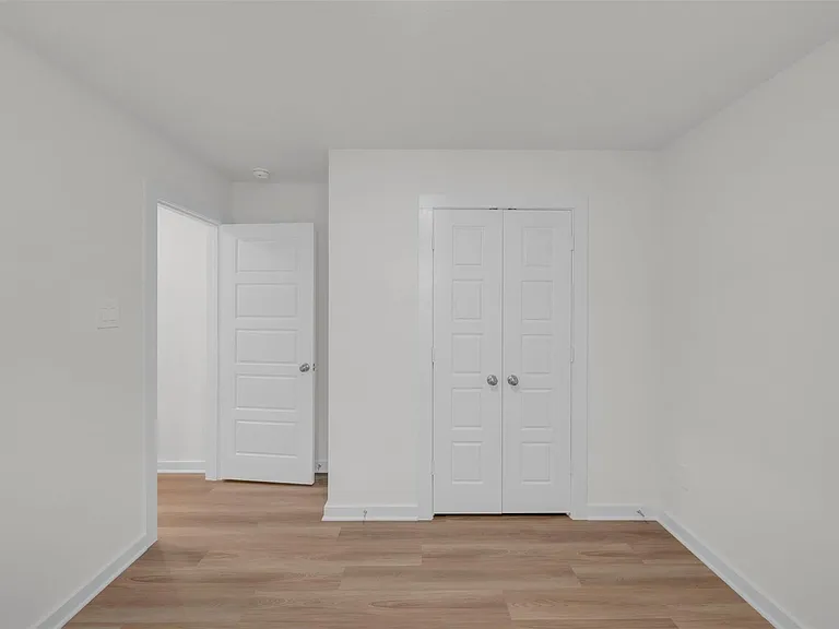 10223 Burton Path — Photo 21