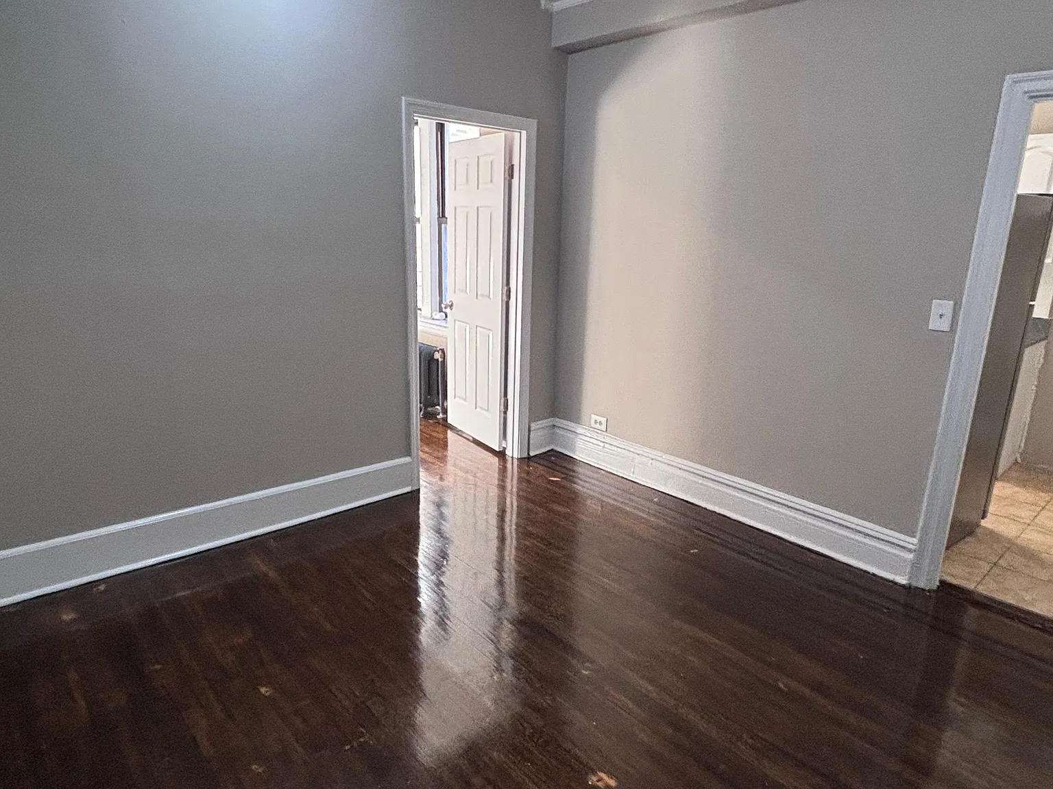2 bed, 650 sqft, $1,850 — Photo 4