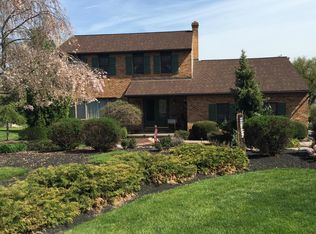 4450 Windfield Cir, Emmaus, PA 18049