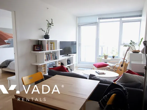 251 E 7th Ave #913, Vancouver, BC V5T 0B9