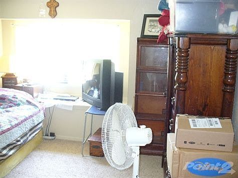 1020 Four Seasons 008