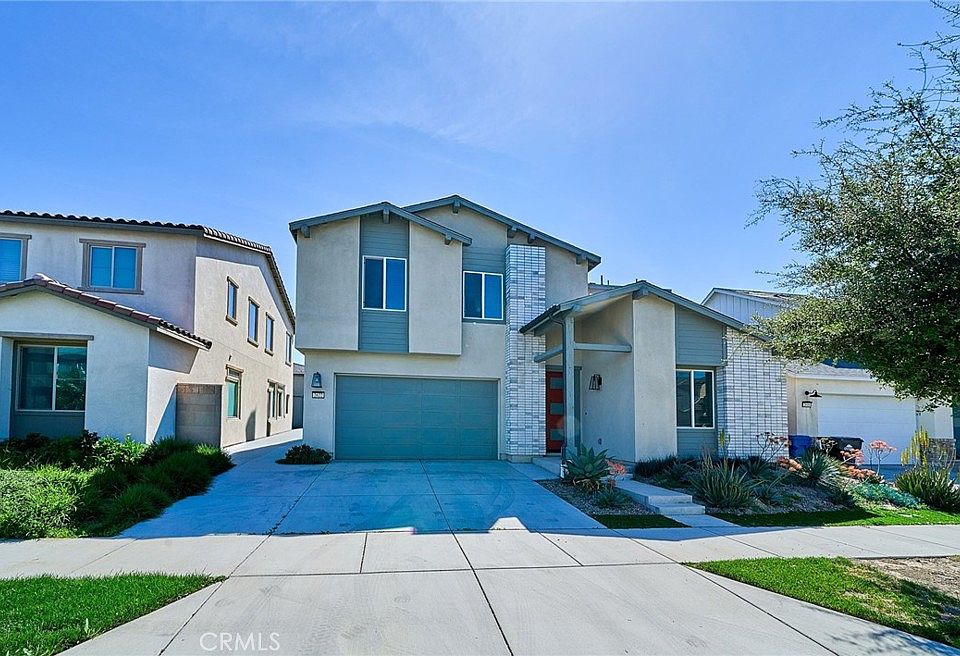 1st image of 2622 E Embry Ln
