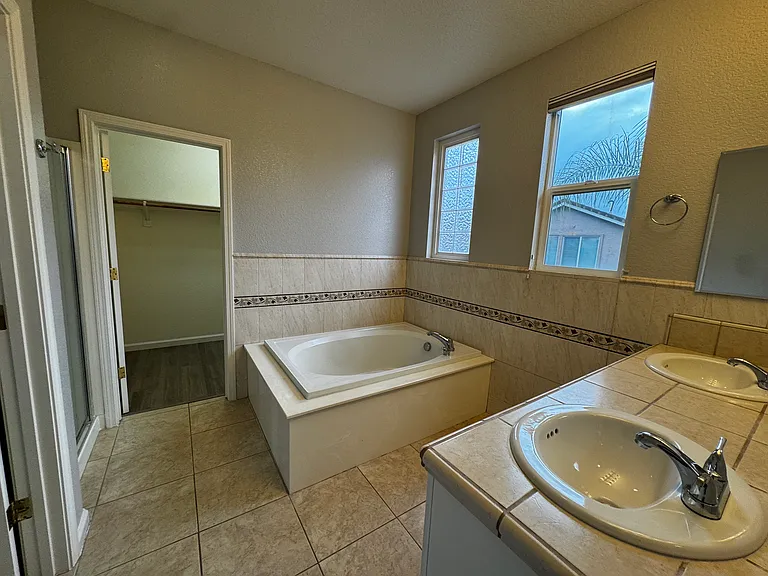 4361 Tahama Ln — Photo 16