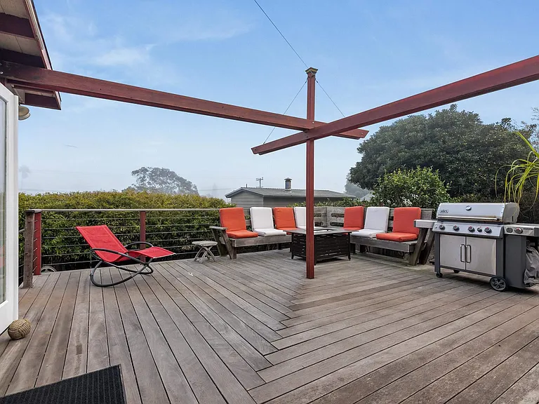 541 Tarento Dr — Photo 8