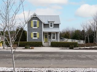 79 Lily Ln, Pacific Beach, WA 98571