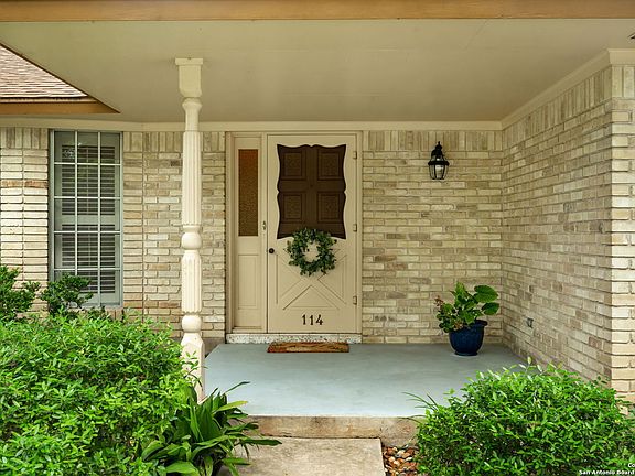 3rd image of 114 COTILLION DR