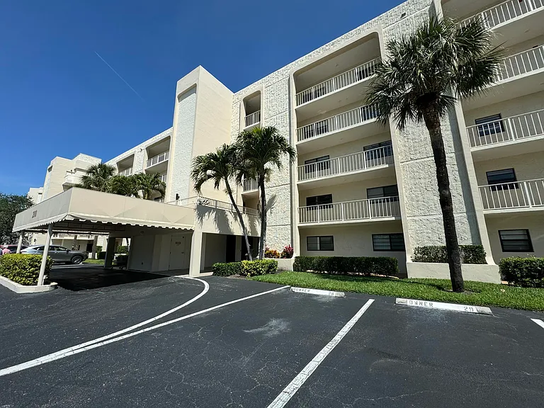 200 Intracoastal Pl #404 — Photo 32