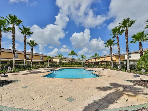 4th image of 2414 Hibiscus Bay Ln