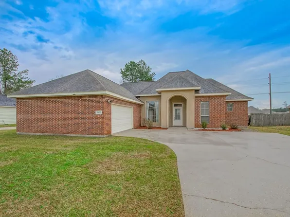 12600 Woodland Hill Dr, Denham Springs, LA 70706