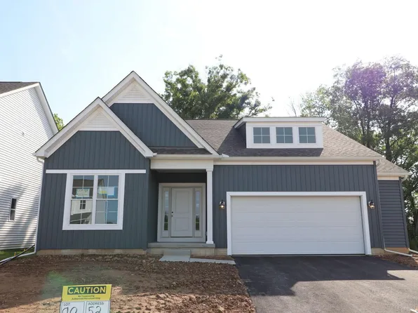 52 Chambers Bay Rd, Commercial Point, OH 43116