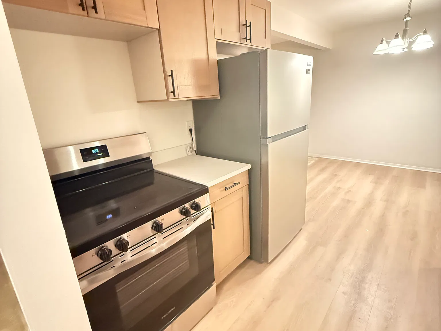 1 bed, 760 sqft, $1,550 — Photo 2