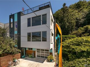 2452 55th Ave SW, Seattle, WA 98116