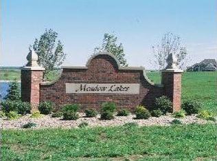 10024 Meadow Lake Cir, Liberty, MO 64068