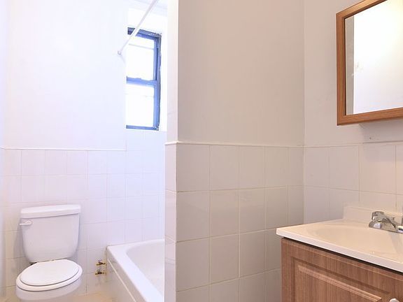 4th image of 501 W 173rd St APT 32
