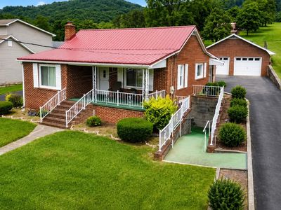 2179 Seneca Trl S, Peterstown, WV, 24963