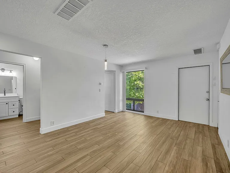 10 Sheoah Blvd #8 — Photo 18