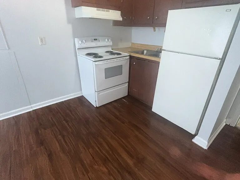 222 Walnut Hill Dr #C-14 — Photo 4