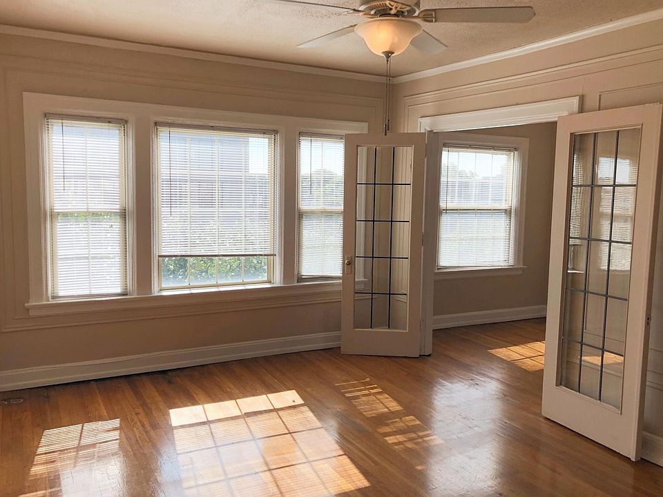 1st image of 3726 N Meridian St APT 2