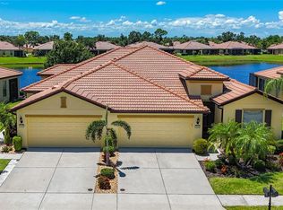 5440 Sunset Falls Dr, Apollo Beach, FL 33572